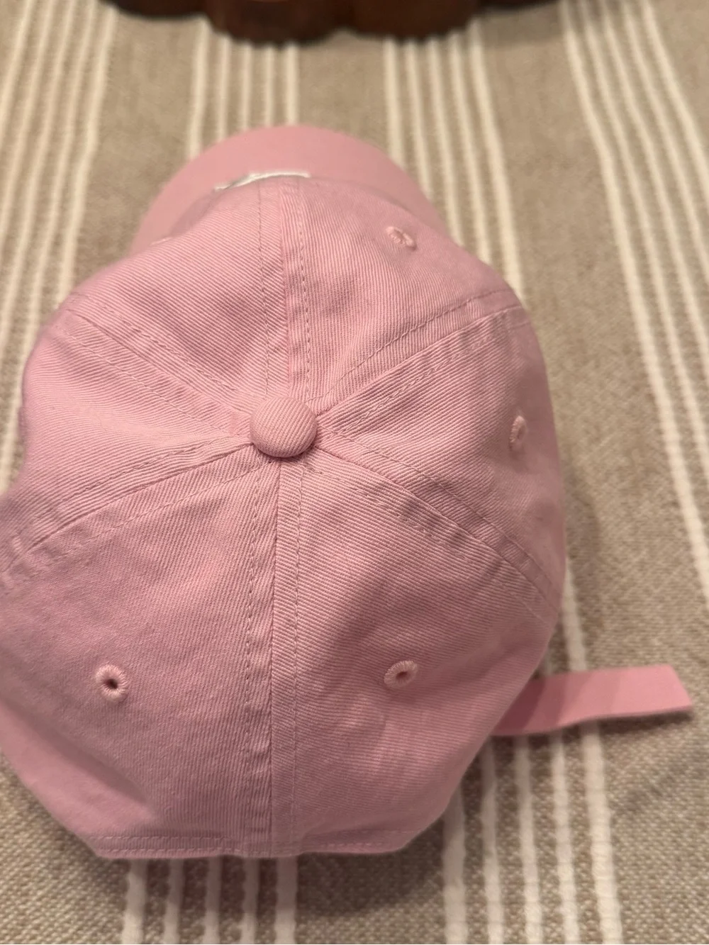 47 Pink Atlanta Braves Baseball Cap, Official MLB Merchandise